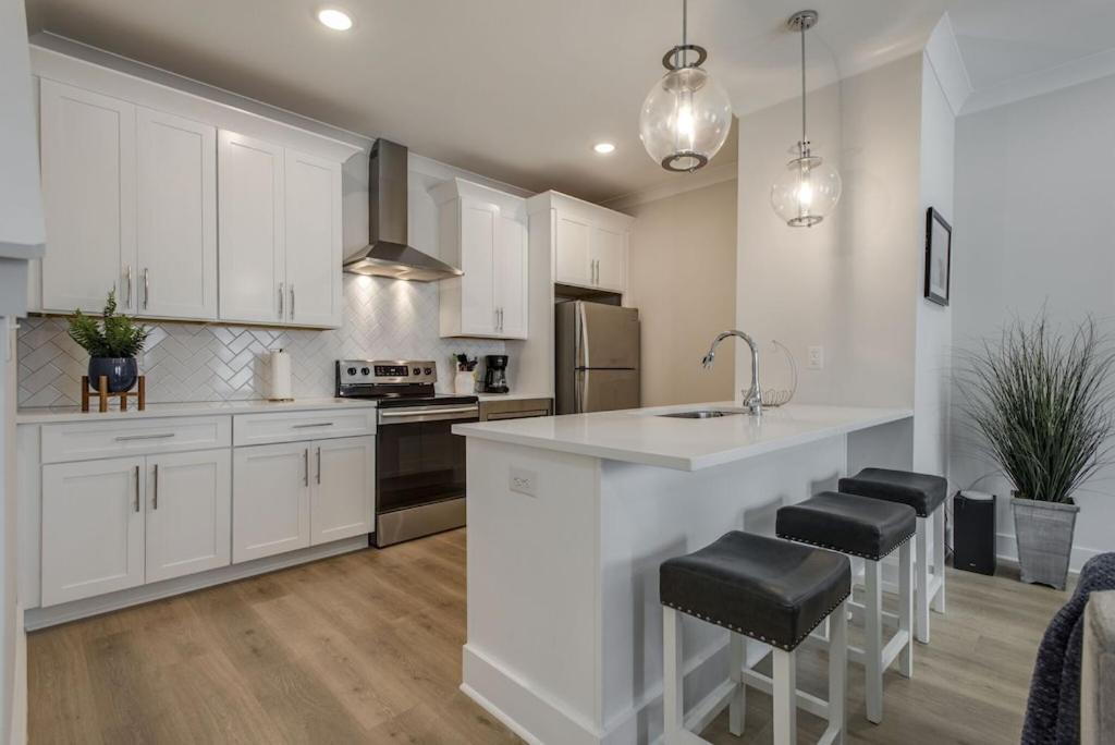 Classy, Cozy, Close To Downtown Nashville Bagian luar foto